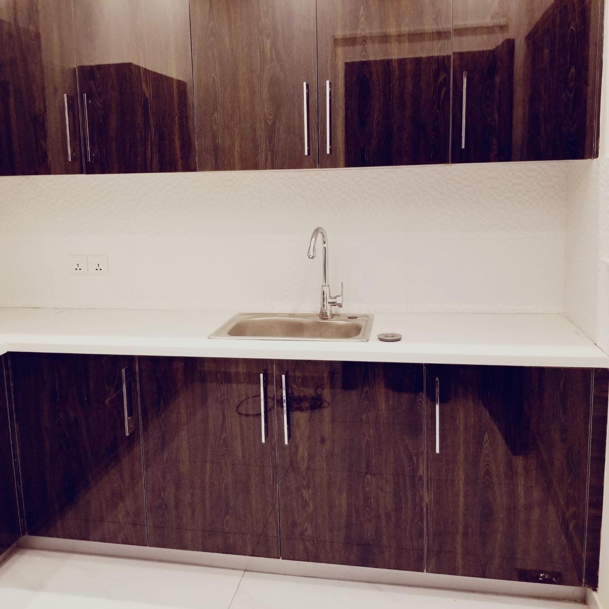 DHA 7 Lahore - Spacious well furnished 2 bedroom apartment view 4