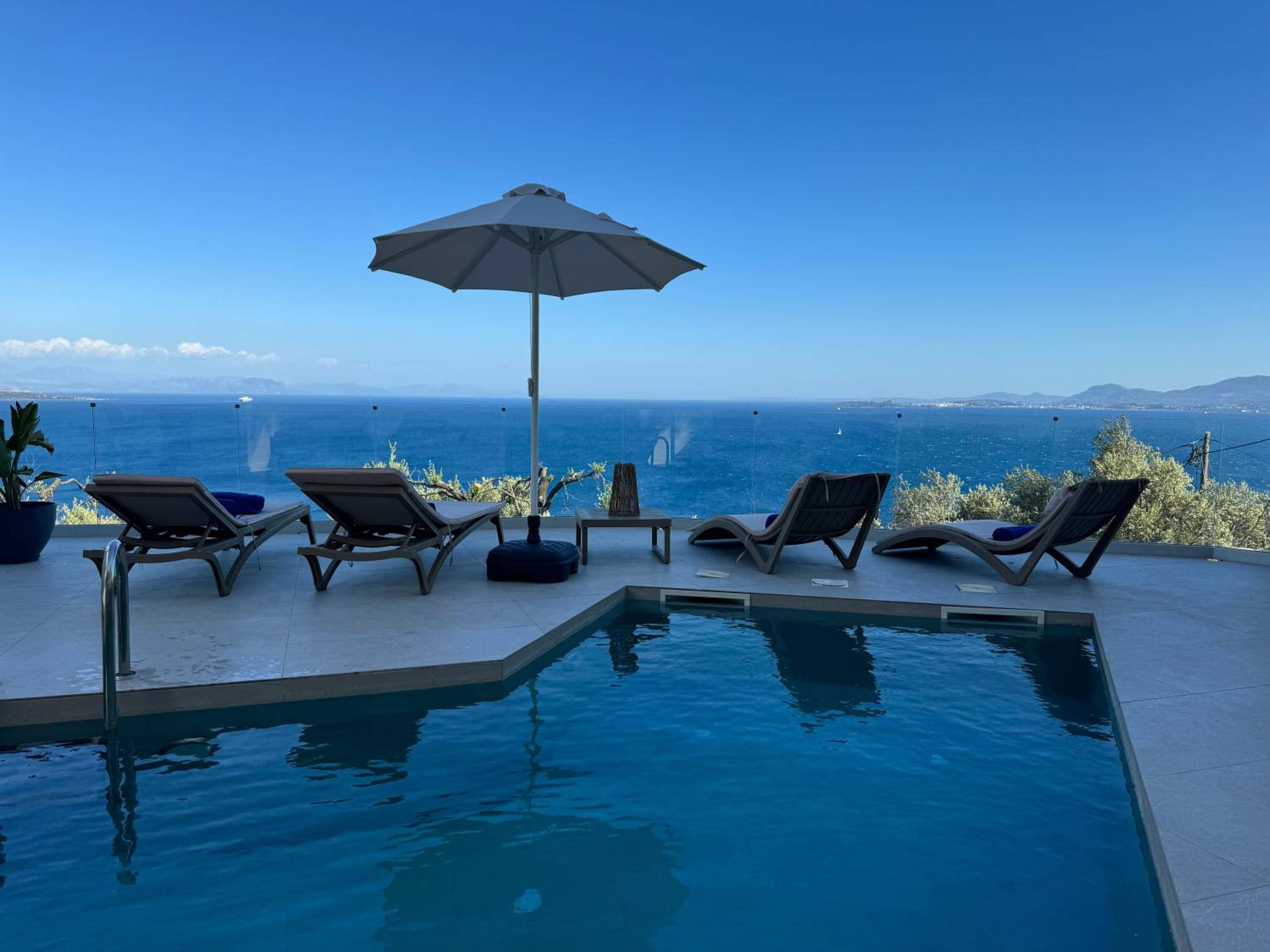 Nissaki Villas