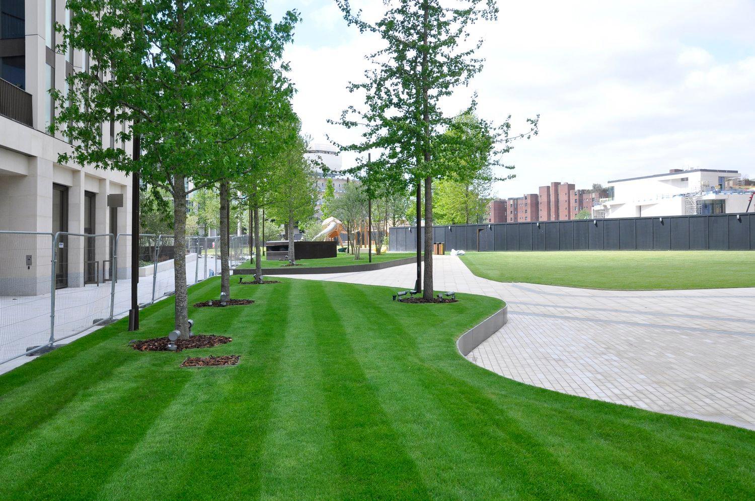Luxury London Stays - City Views - Battersea Power Station & 1GB wifi