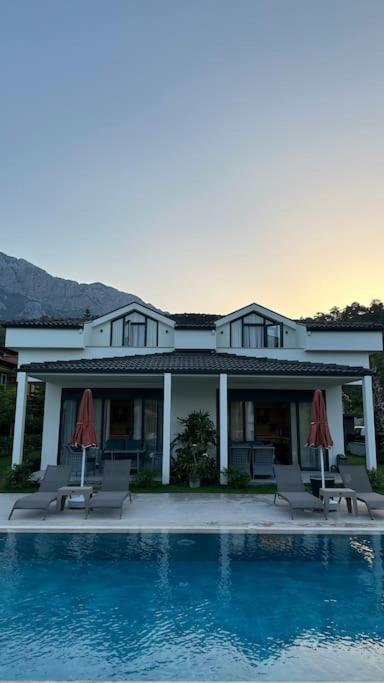 Kemer Plumeria Villa B1 view 4