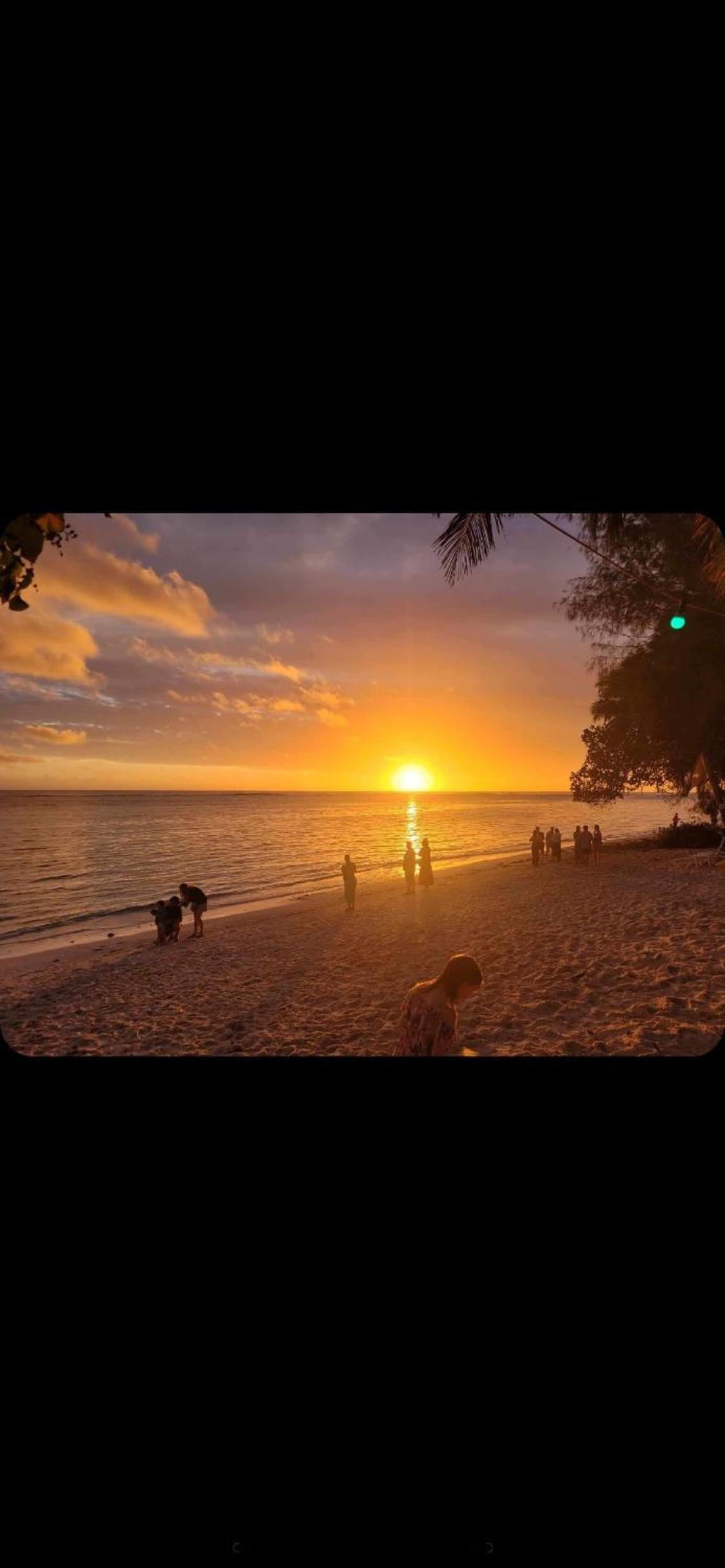 Aroa Beachside Resort