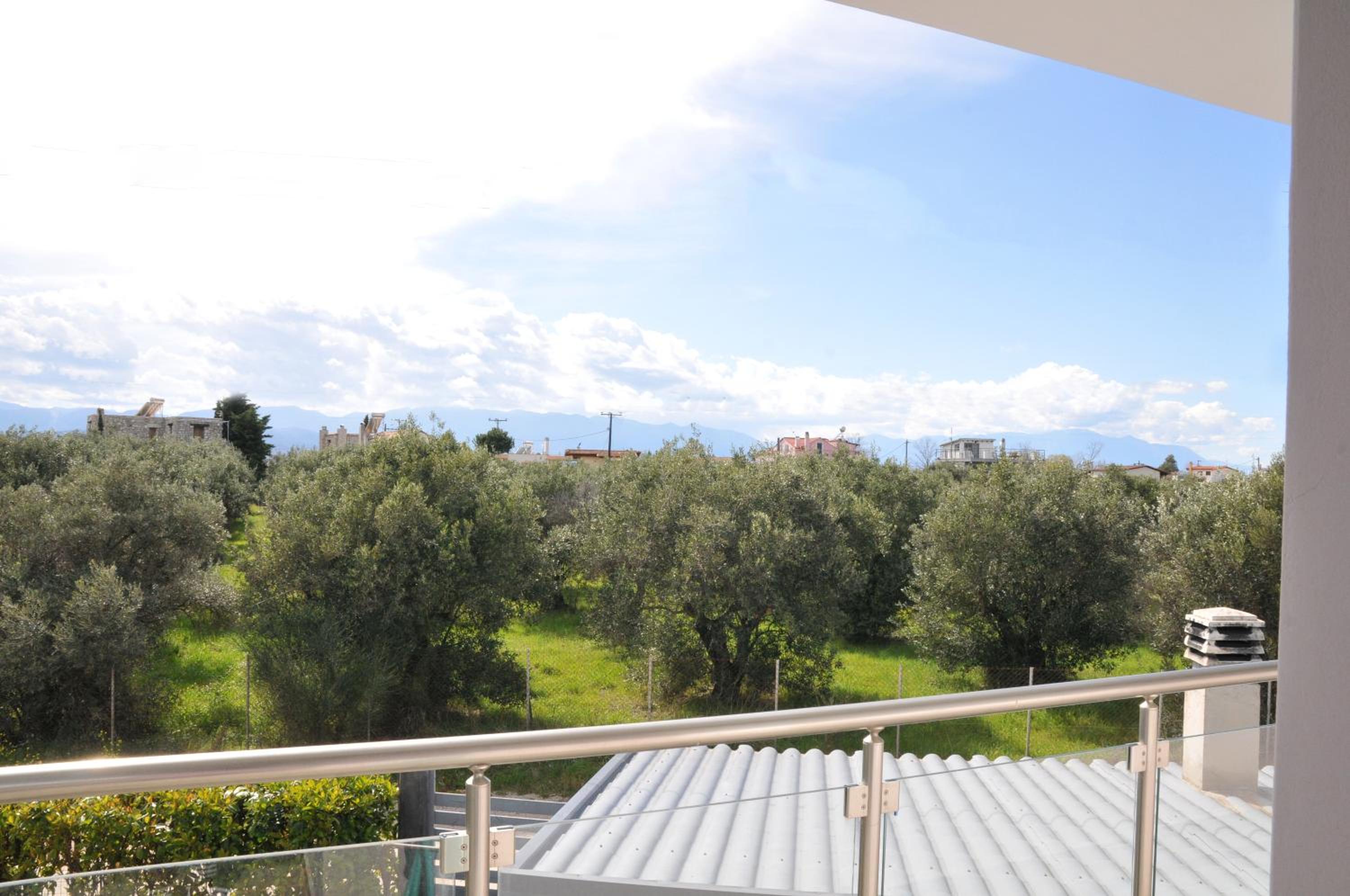 Cozy beach home in Faros, Raches view 2