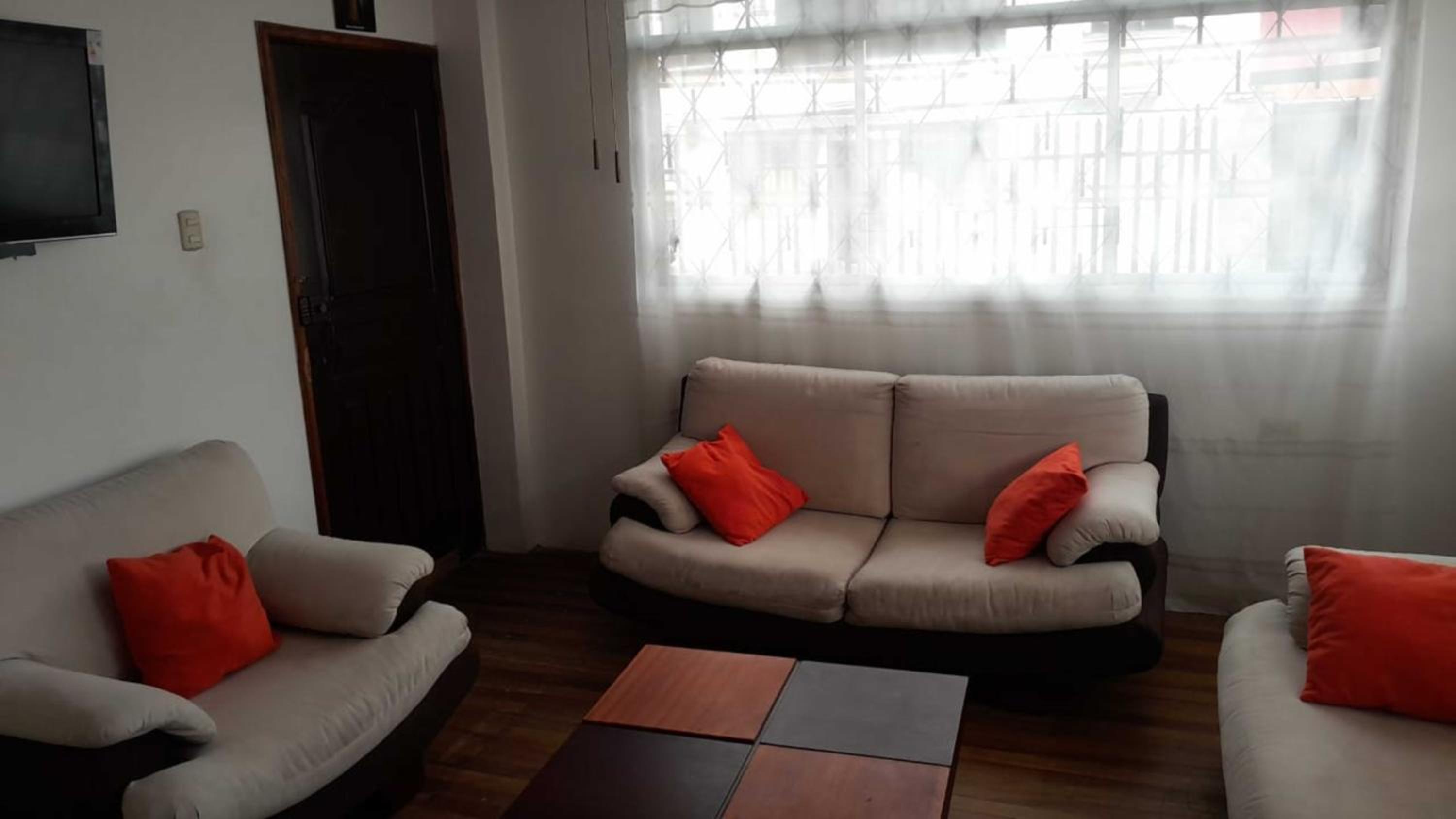 Dulce Departamento Familiar La Pradera