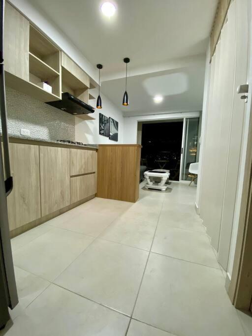 Hermoso Apartamento Norte - La Flora