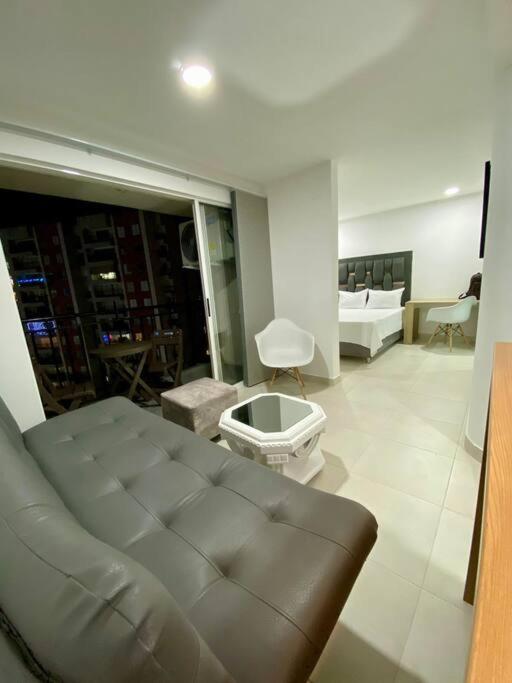 Hermoso Apartamento Norte - La Flora