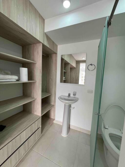 Hermoso Apartamento Norte - La Flora