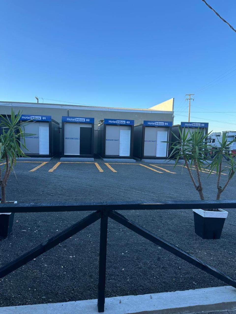 Hotel In Box - Parada Benedita