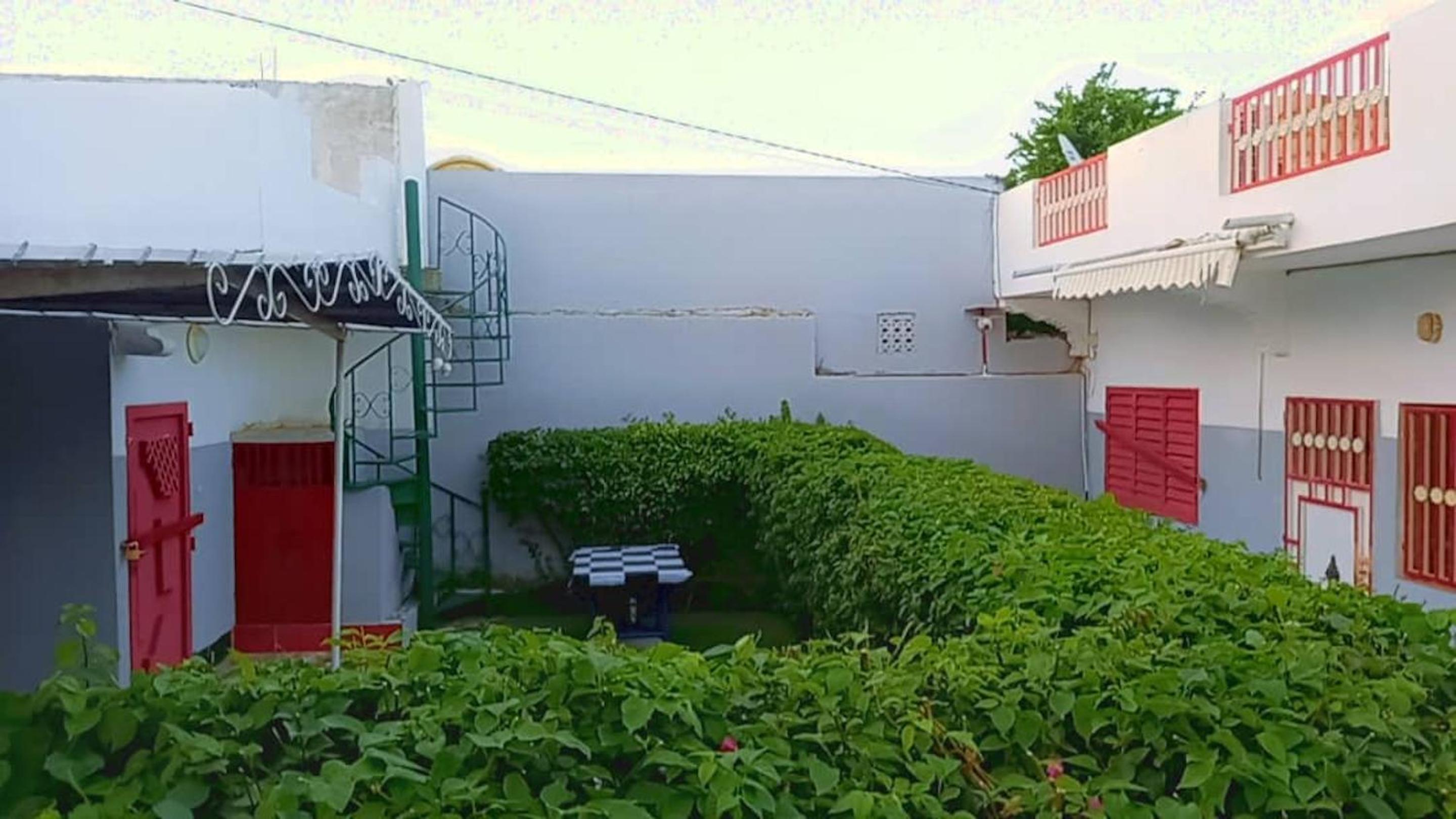 Spacious Apartment with Pool in M'bour - 100 m²