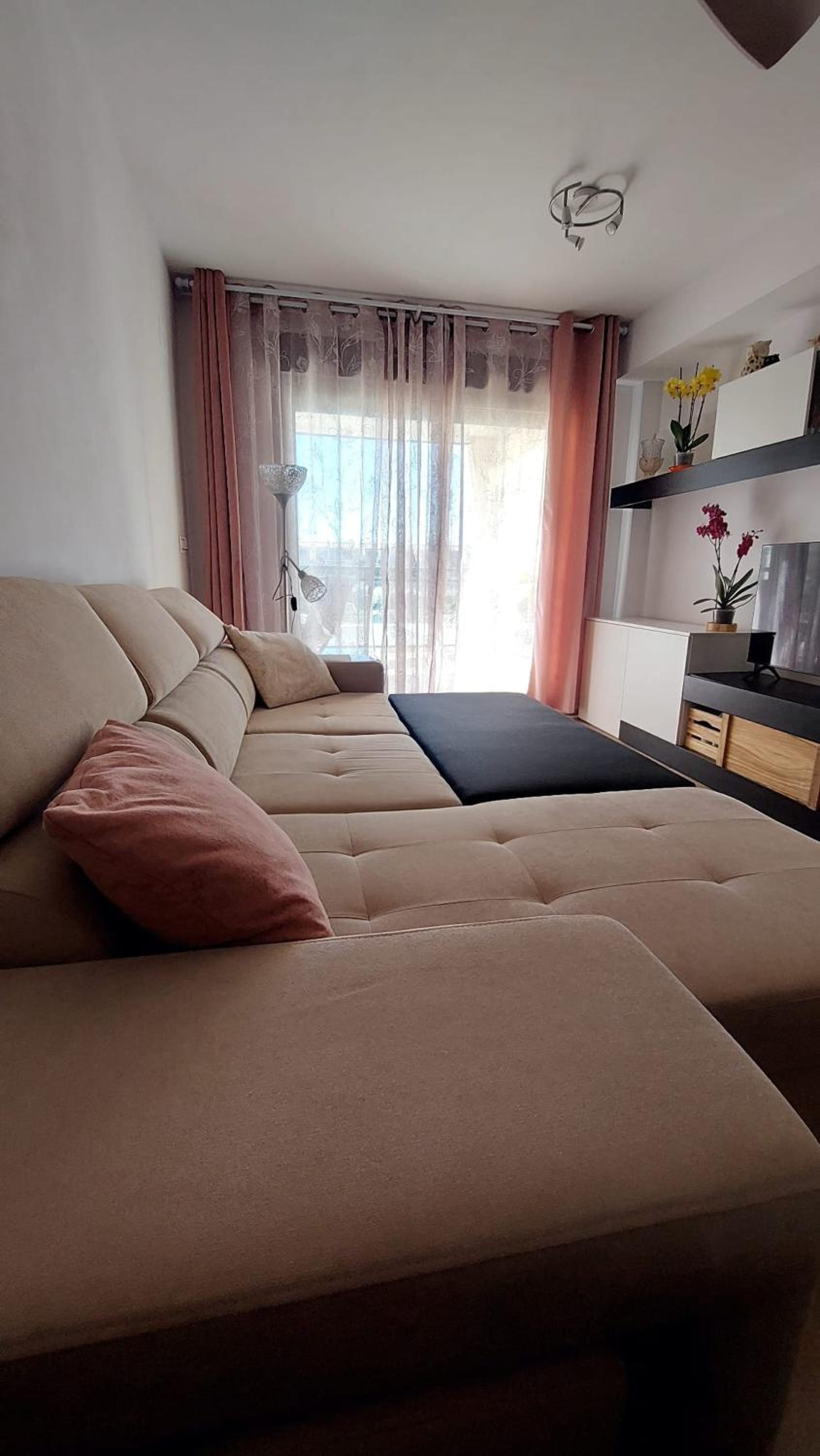 Cosy Apartment in Castellón with Shared Pool, 55 sqm view 5
