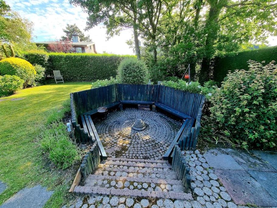 Perfect place for water lovers! Fireplace and Lakeview view 5