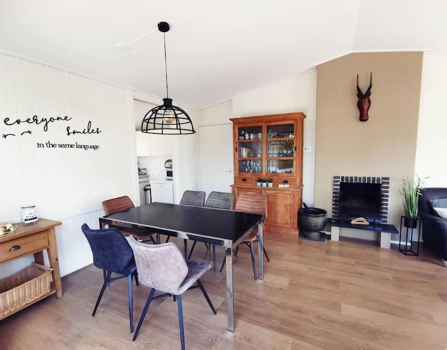 Perfect place for water lovers! Fireplace and Lakeview view 2