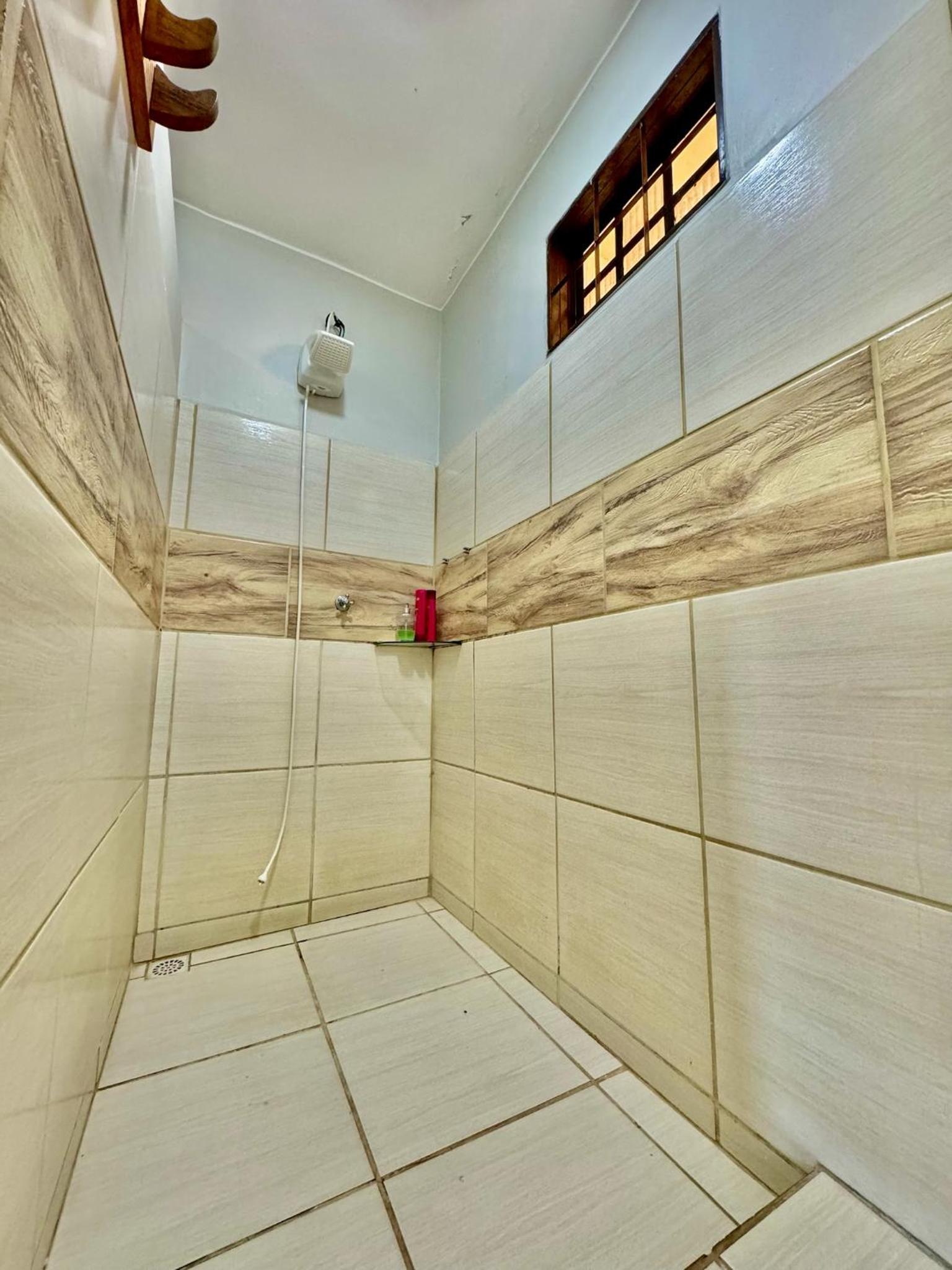 Casa de Maitreya - piscina, ar condicionado