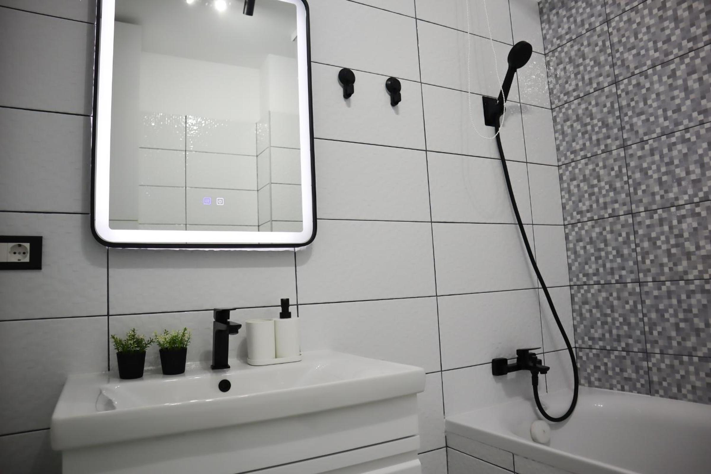 KARIMI Apartment - Grand Kristal Residence Bucuresti view 2