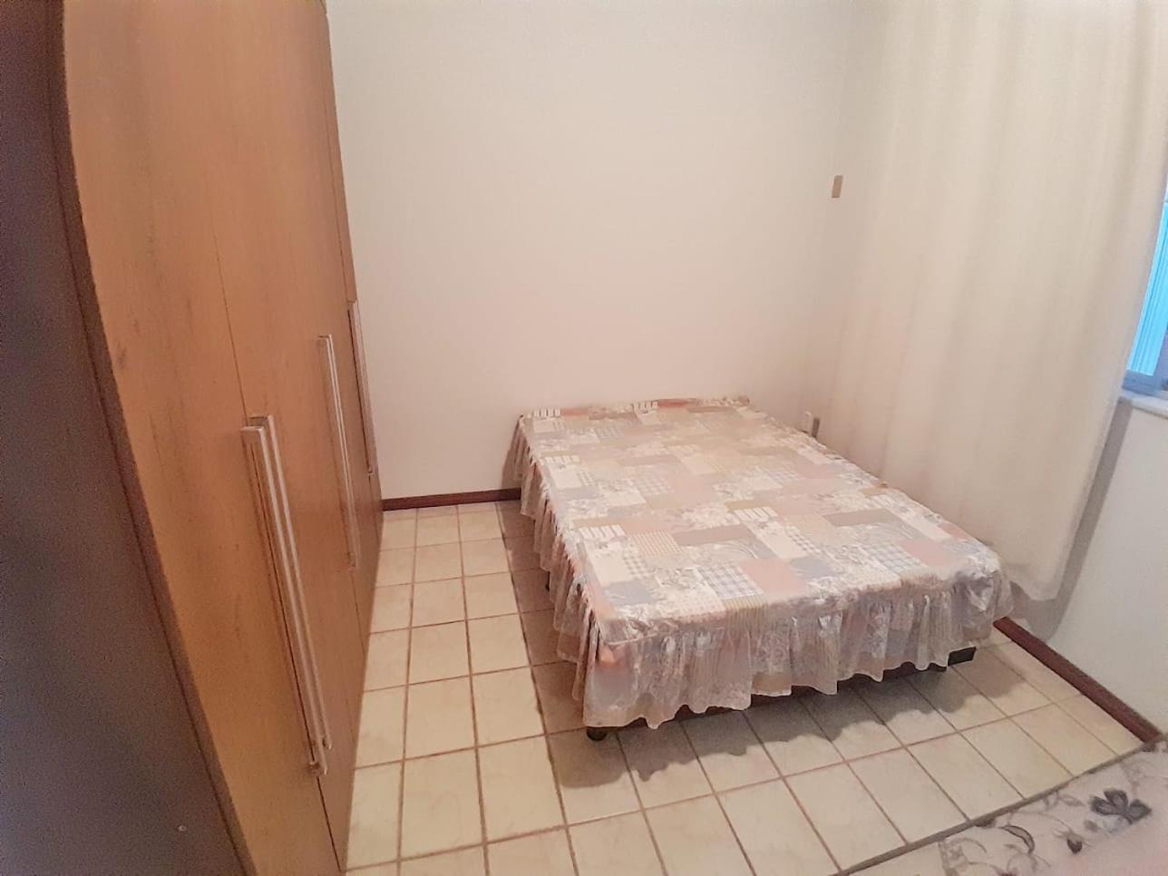 Apartamento na Praia do Morro para até 5 pessoas com garagem