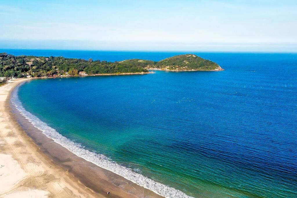 Casa 3 Condomínio Pé na Areia Ponta do Papagaio