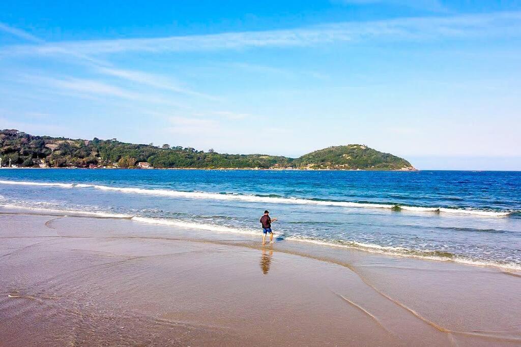 Casa 3 Condomínio Pé na Areia Ponta do Papagaio