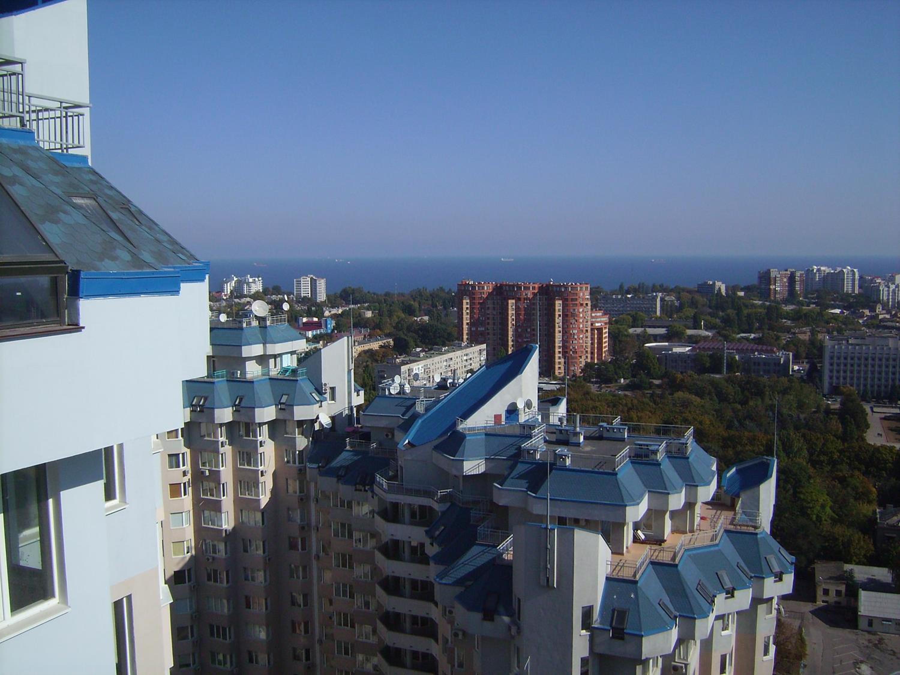 Pleasure Apartment near center of Odessa view 4