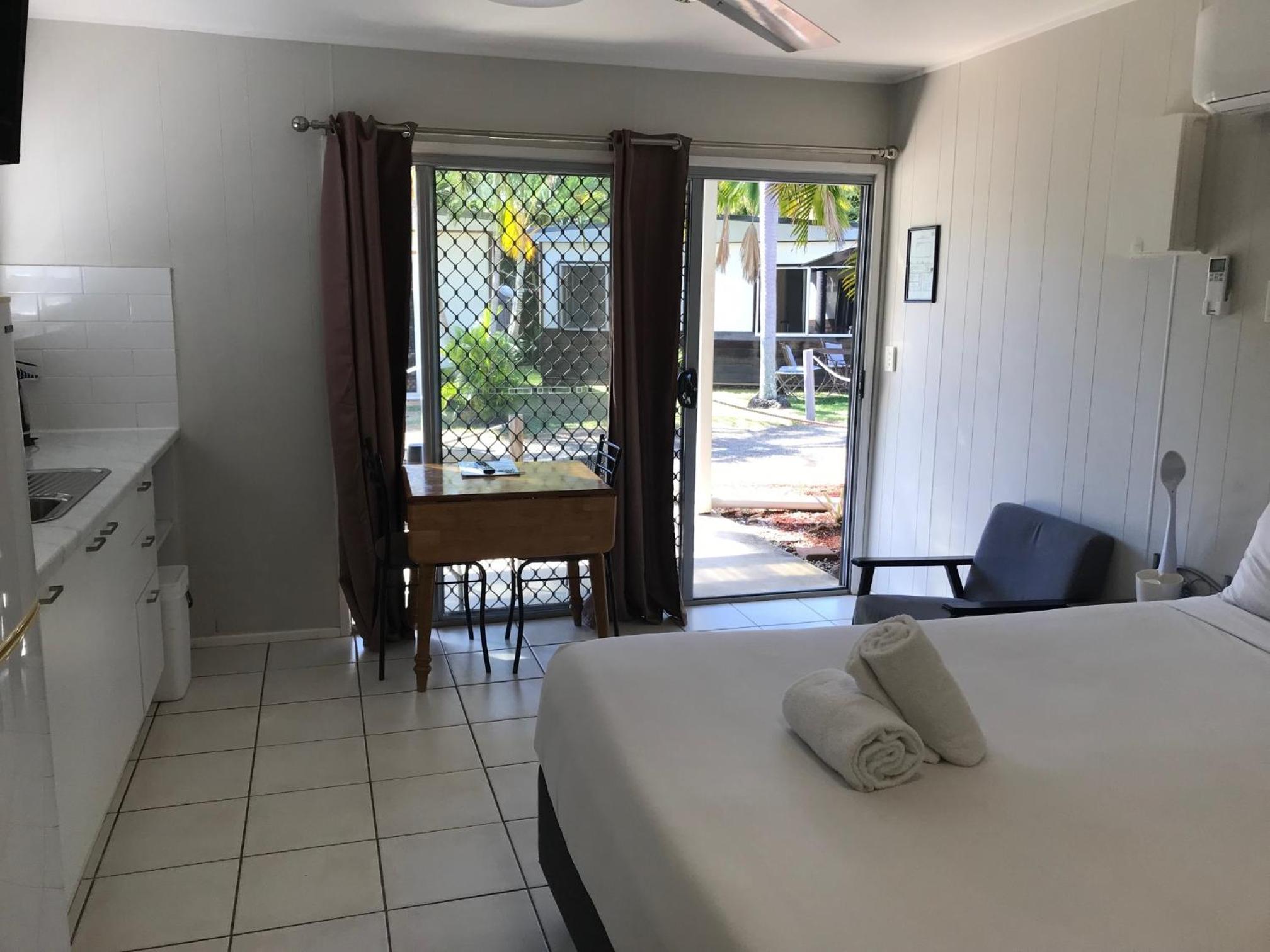 Bush Village Holiday Cabins