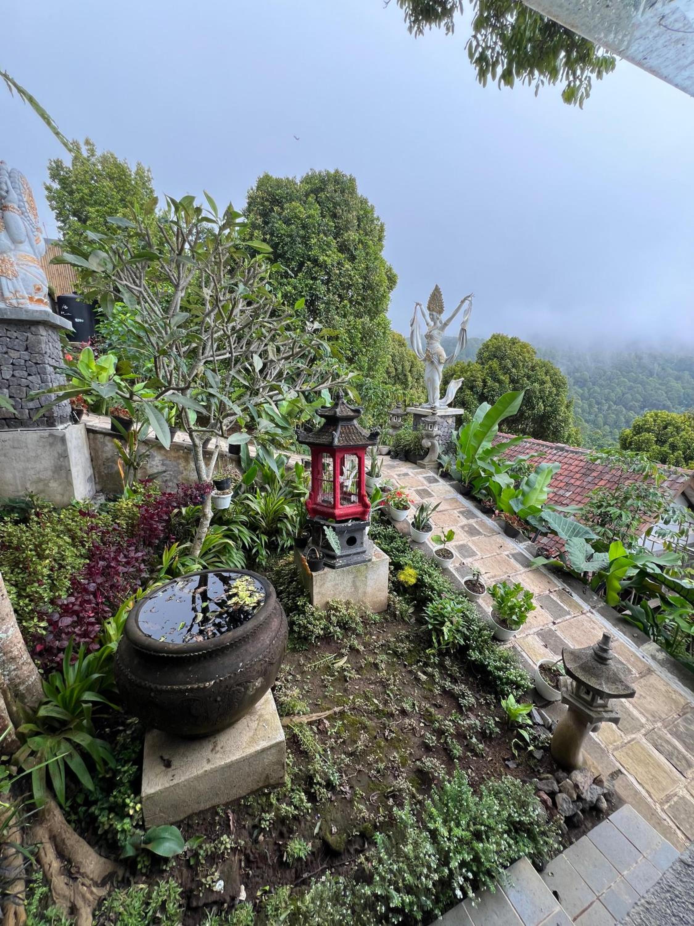 Harvest Palace Munduk