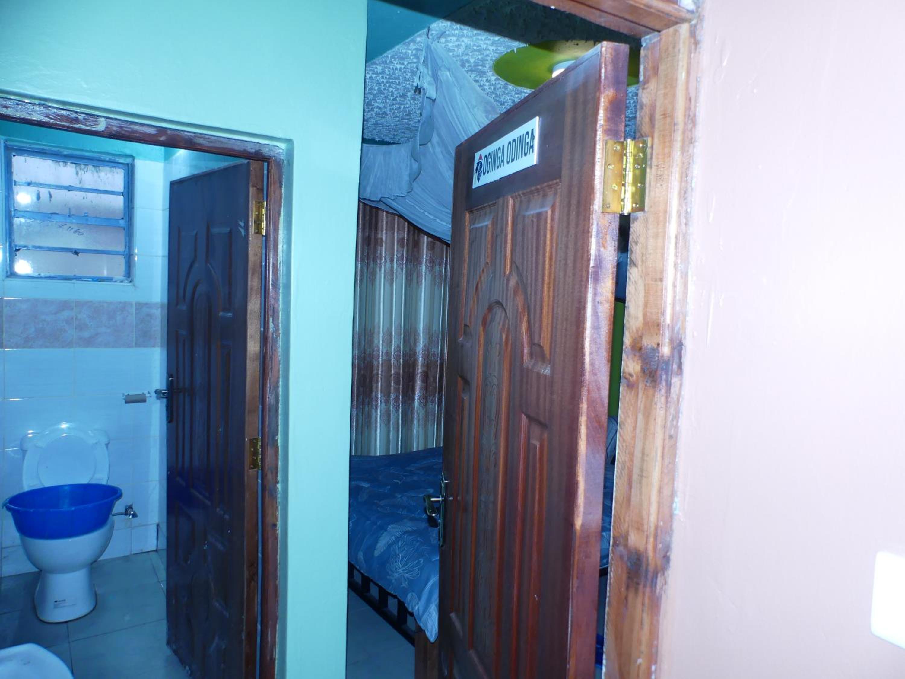 Photo 10