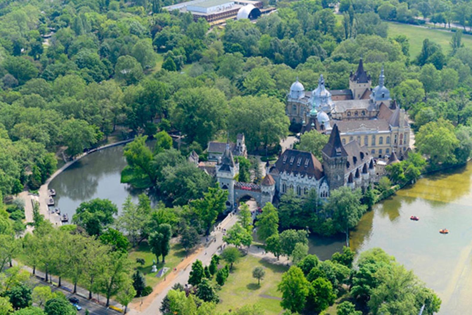 Andrassy Adventures