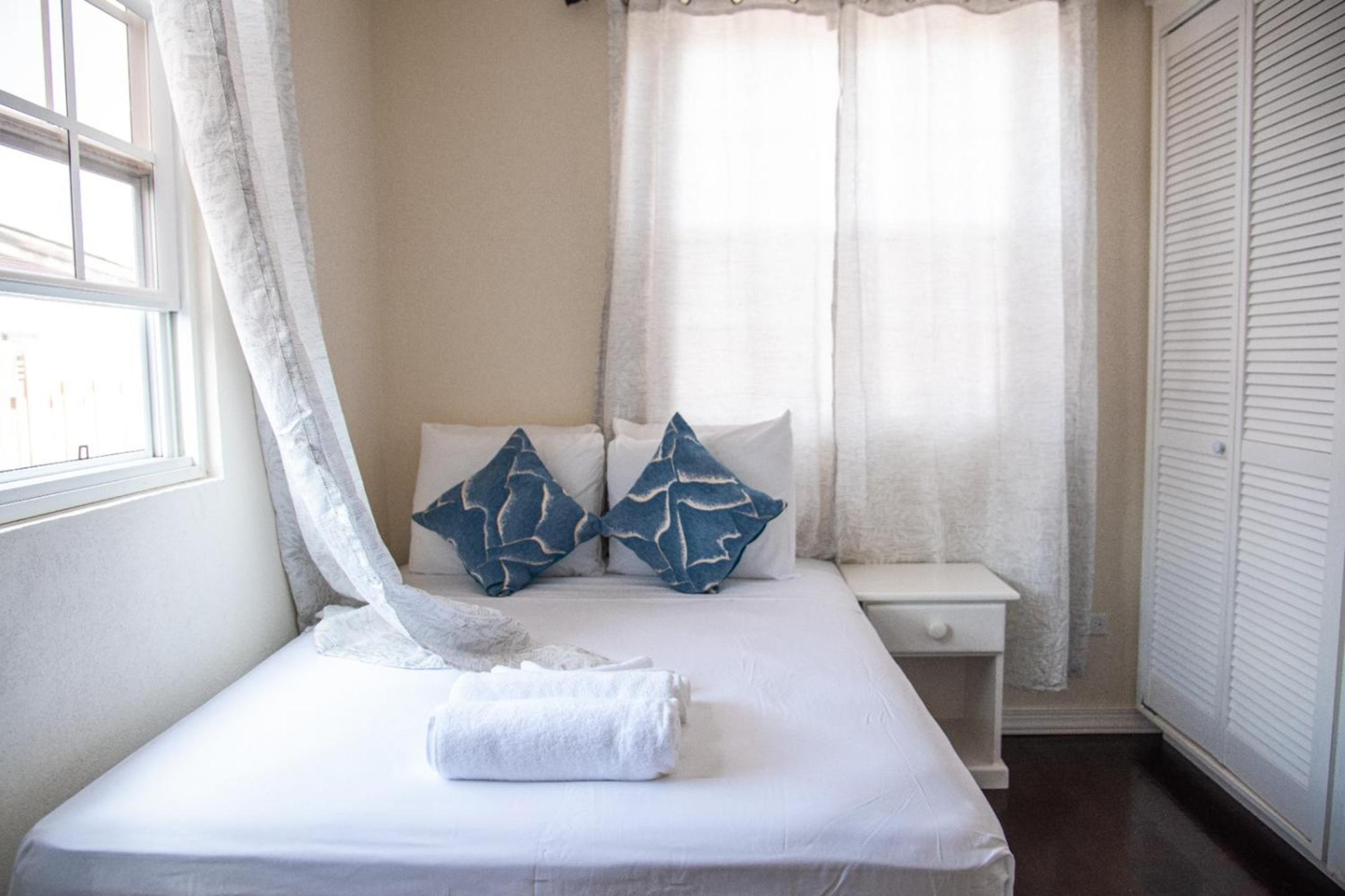 A relaxing retreat a few steps from the sun-soaked Dover Beach and the vibrant S