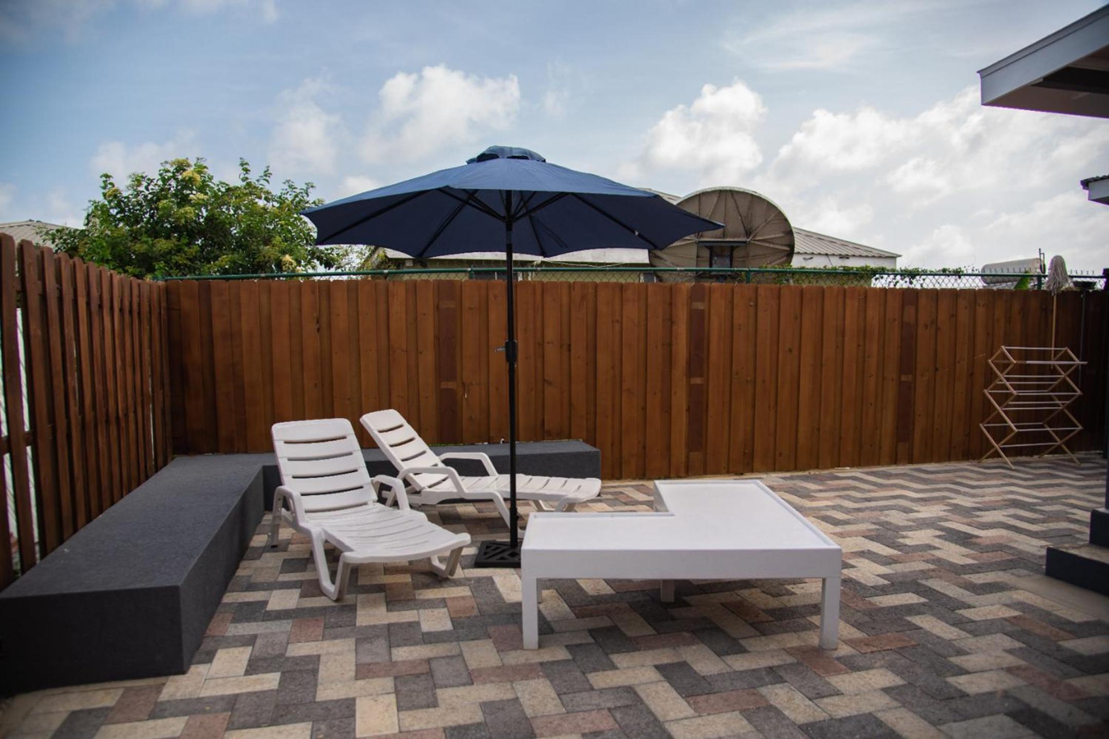 A relaxing retreat a few steps from the sun-soaked Dover Beach and the vibrant S