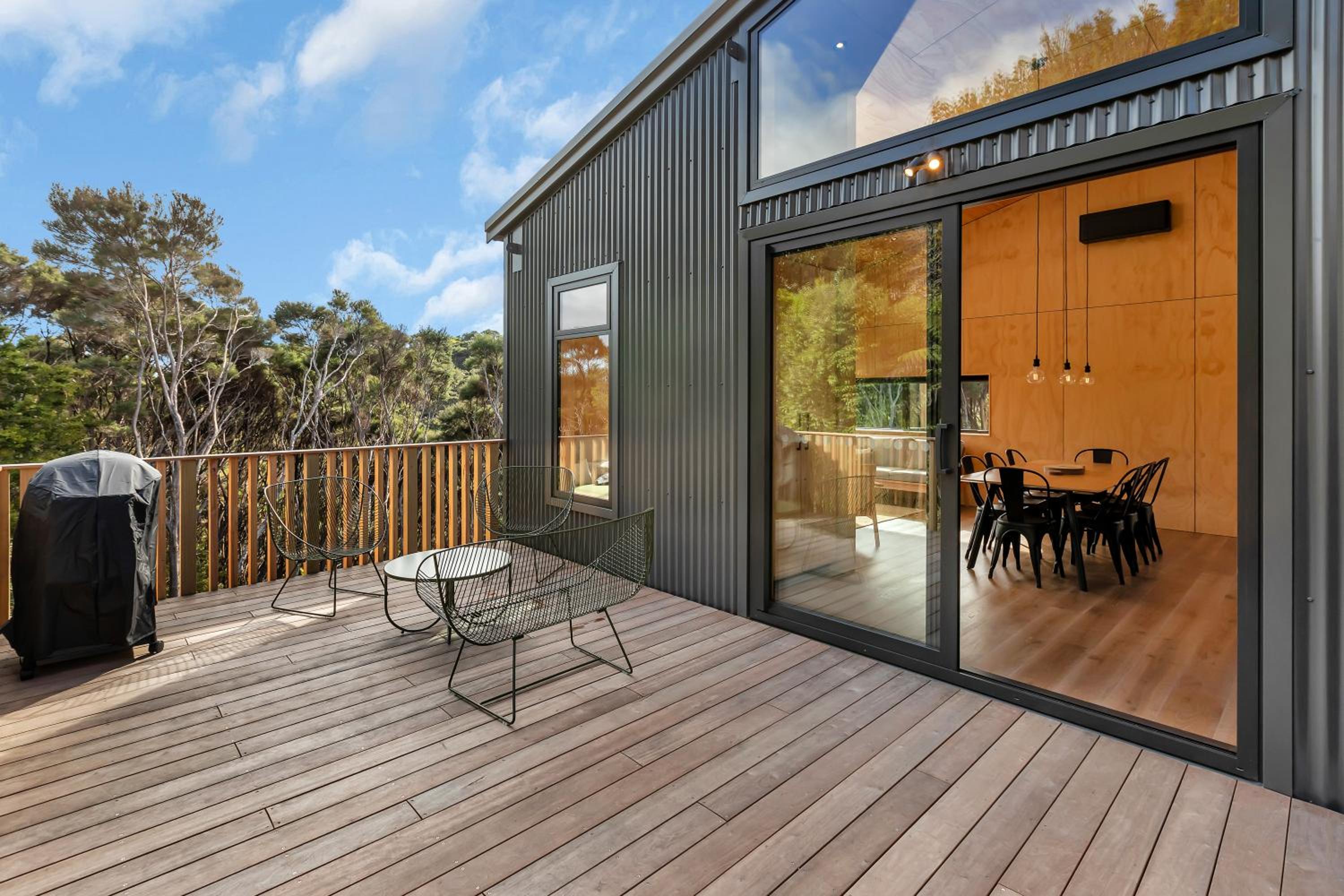 Titore Bach - Russell Holiday Home view 5