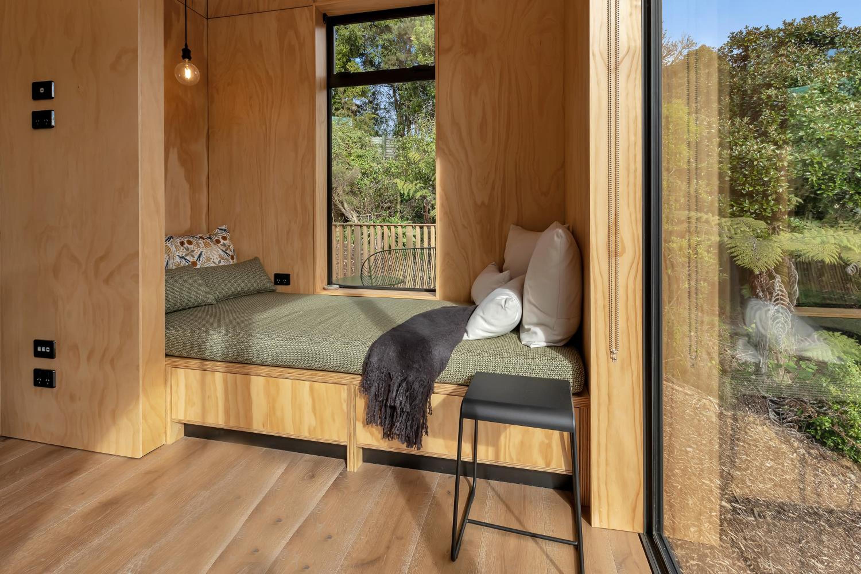Titore Bach - Russell Holiday Home view 3