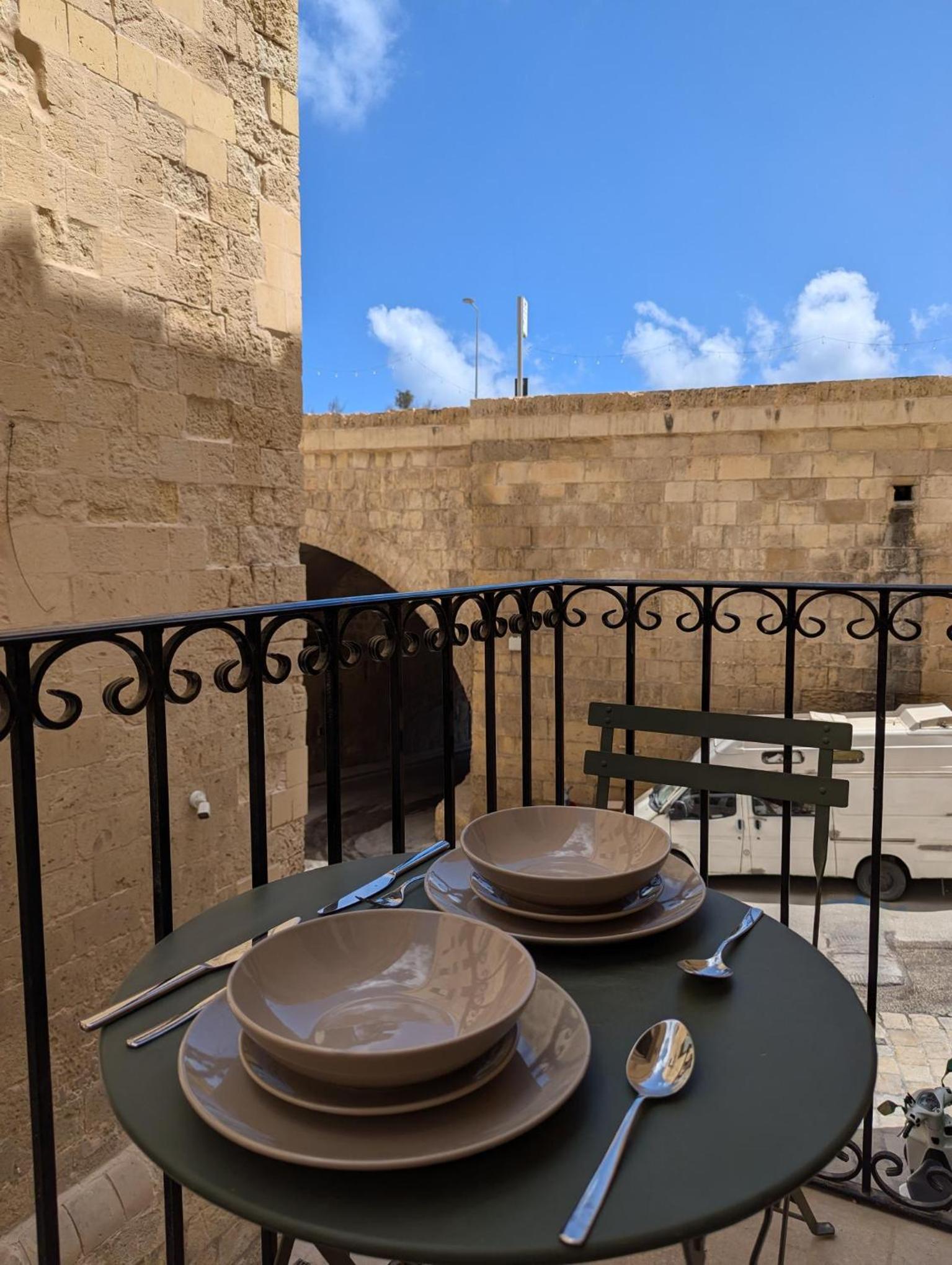 35, Valletta Boutique Escape view 5