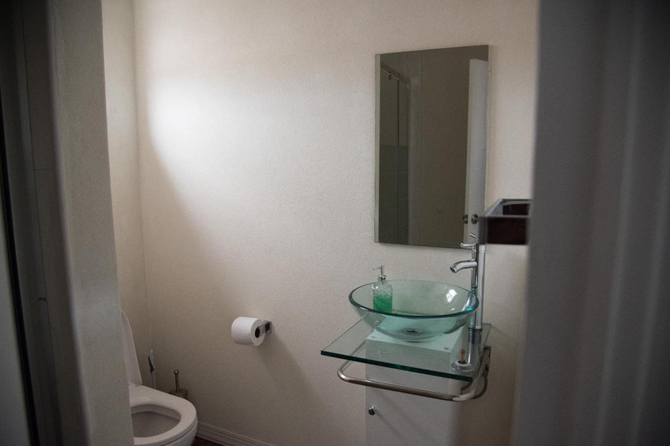 A relaxing retreat a few steps from the sun-soaked Dover Beach