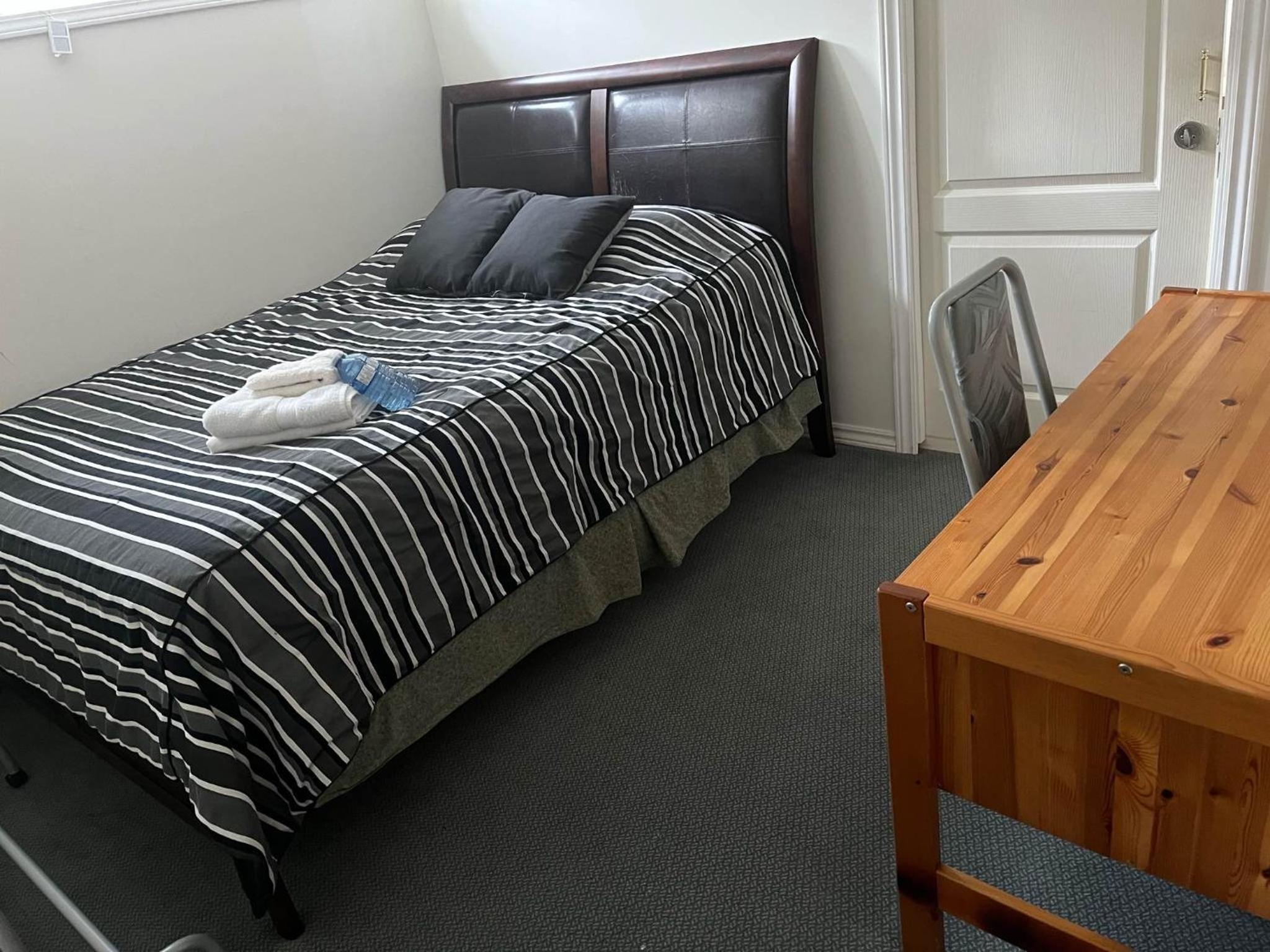 Near Downtown YVR -2 Bedroom private suite