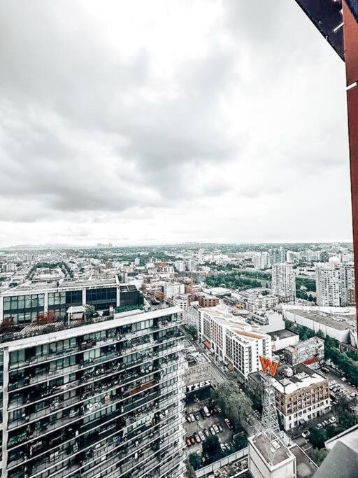 Water Views, Sub-Penthouse! Entire condo in Downtown Vancouver