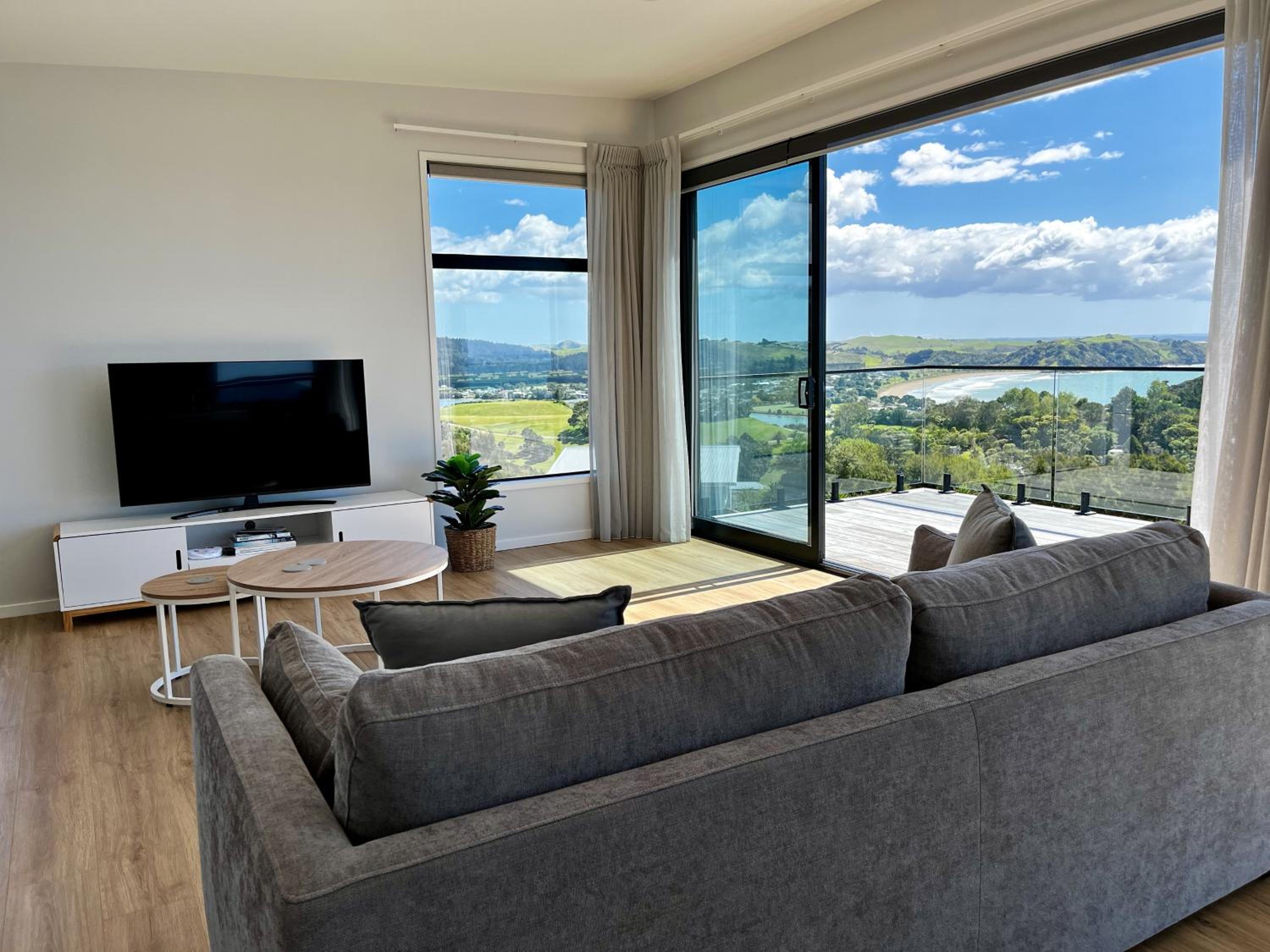 Doubtless Delight - Cable Bay Holiday Home view 3