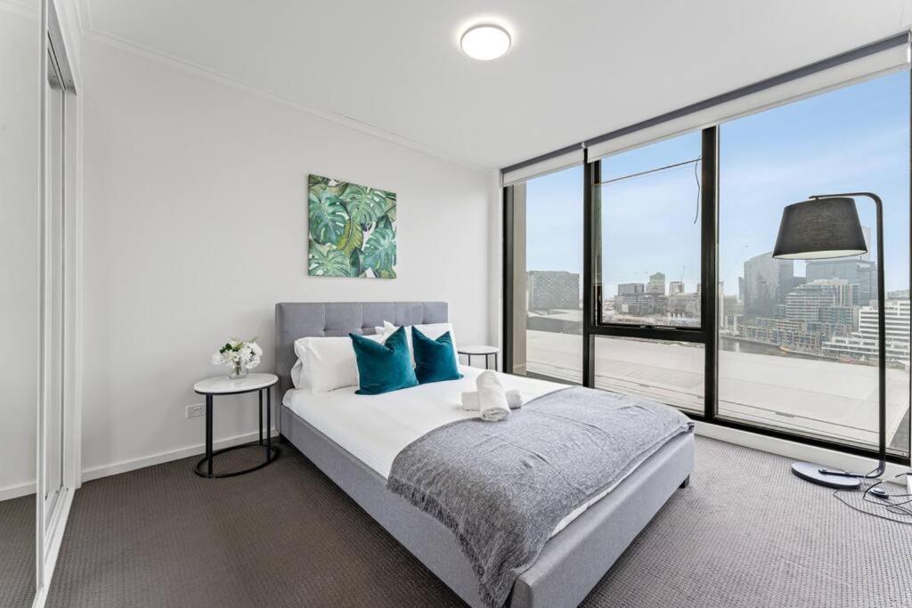 Bailey-3Beds Free Parking-Close to Crown