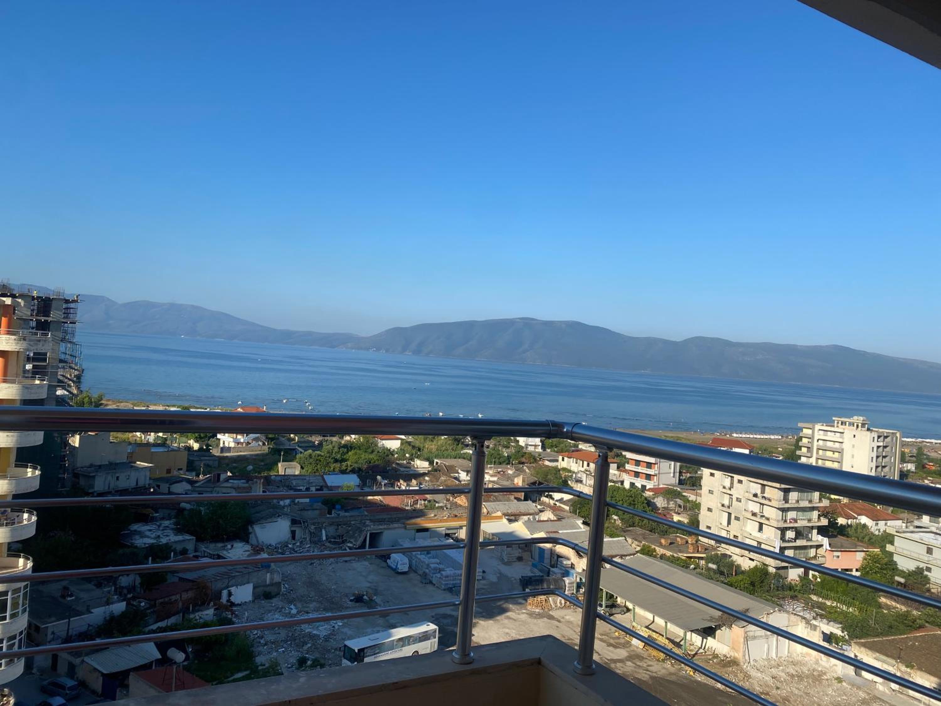 penthouse with seaveiw
