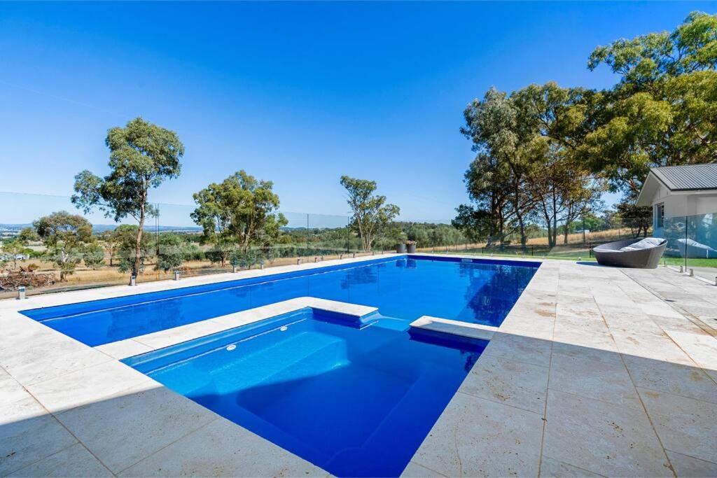 Nunkeri- A Country Oasis overlooking Wagga Wagga