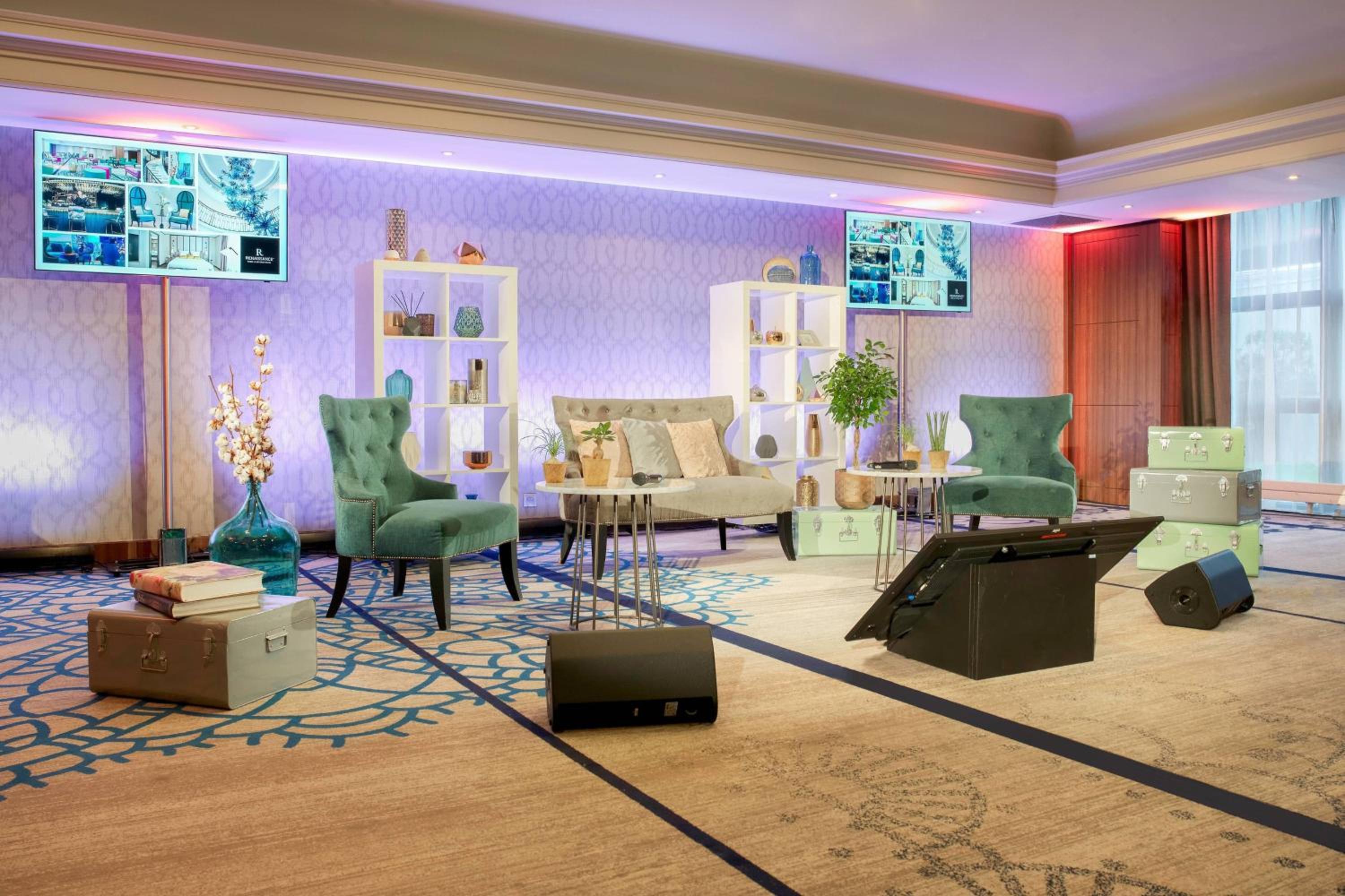 Puteaux Vacations - Renaissance Paris La Defense Hotel - Property Image 10