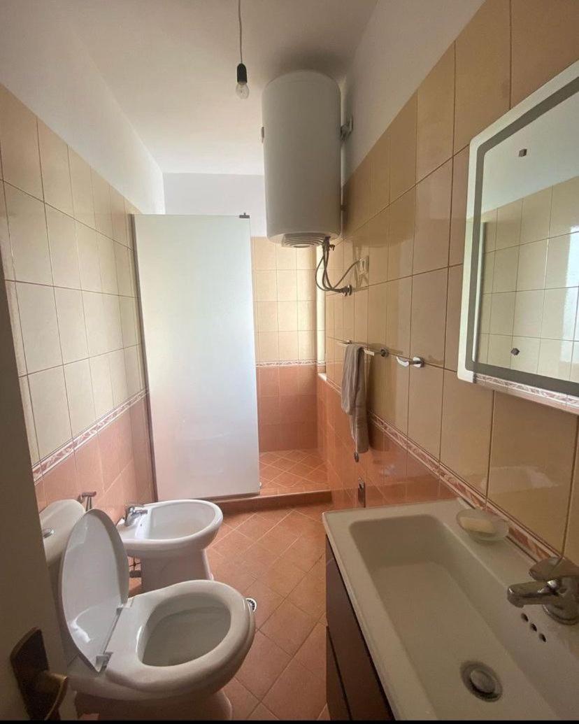 Comfort apartment near Golemi beach