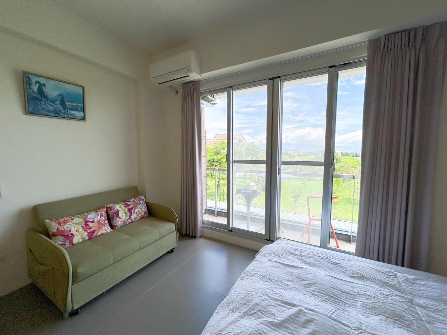 Suitable for deer forest villa view 2