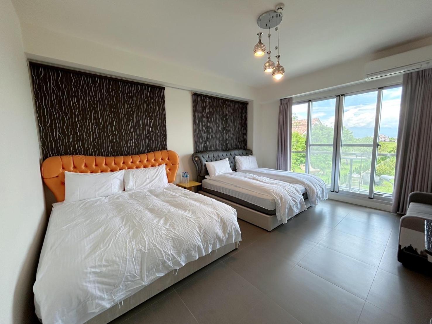 Suitable for deer forest villa view 4