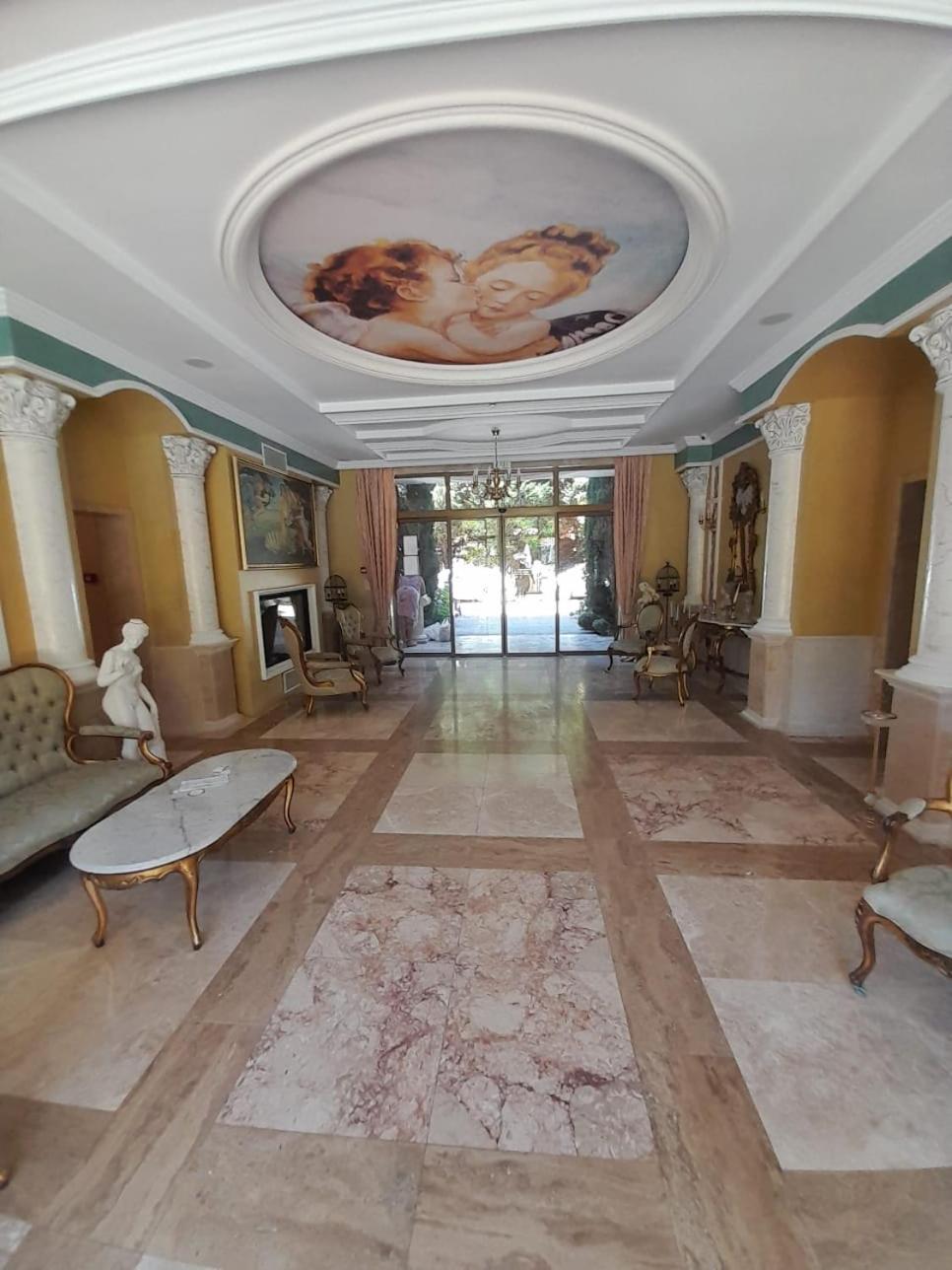 2 Room Apartment in Luxury Complex Sunny Beach