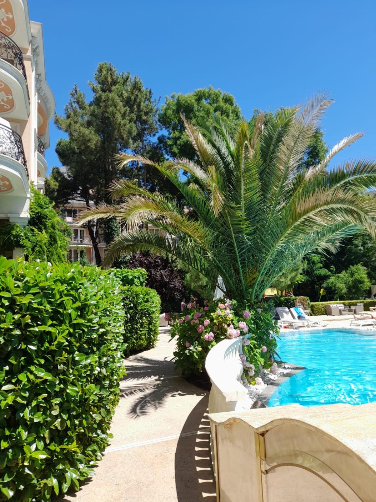 2 Room Apartment in Luxury Complex Sunny Beach