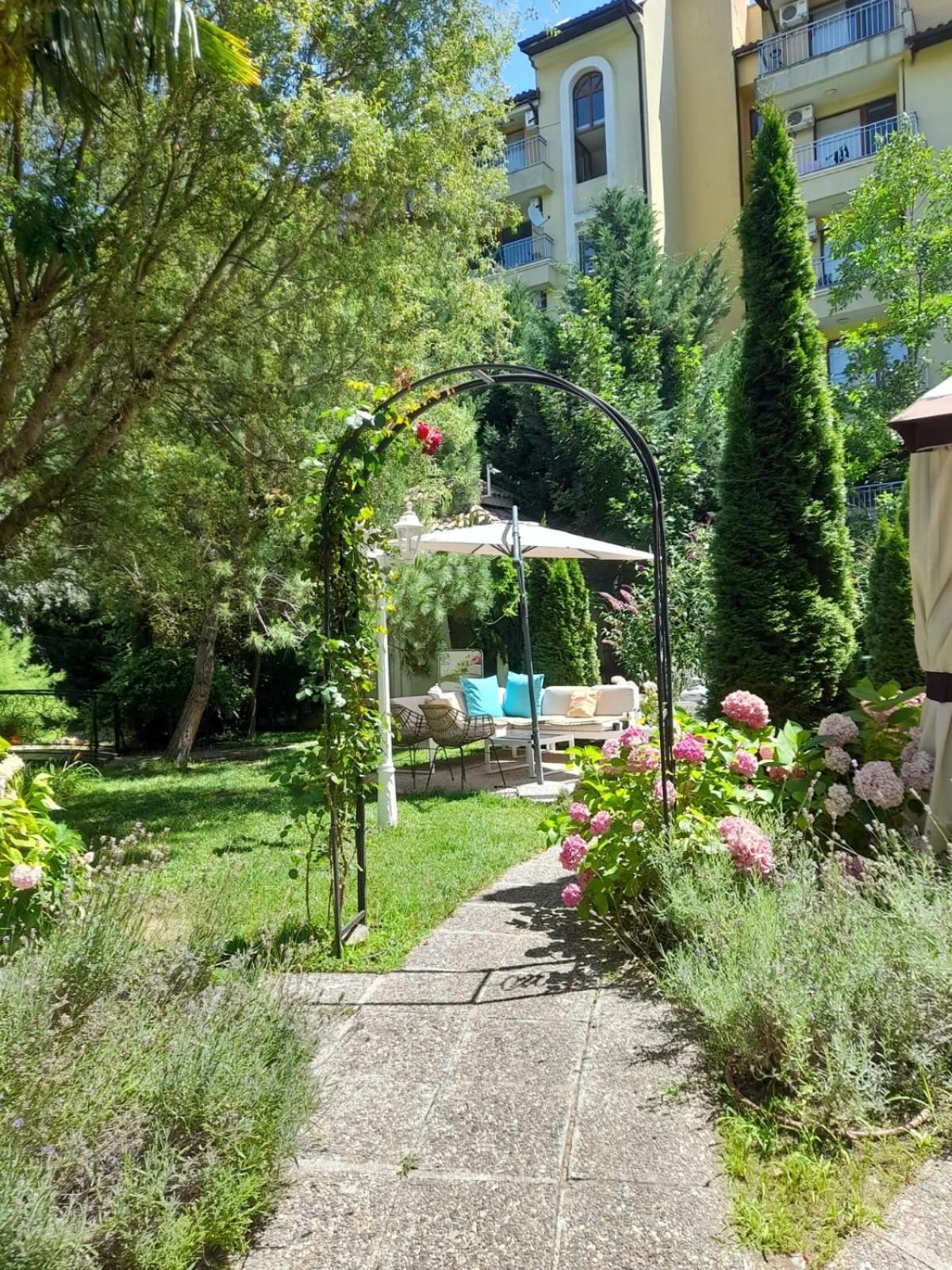 2 Room Apartment in Luxury Complex Sunny Beach