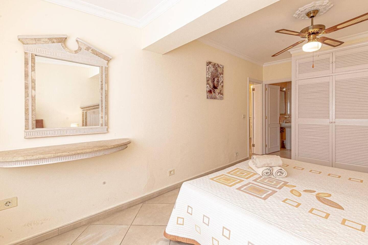 Spacious Villa Victoria Heated Pool