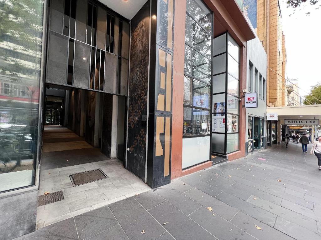 Spacious Family Home on Bourke City Centre
