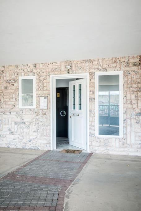Beautiful new 70m² apartment near everything view 4