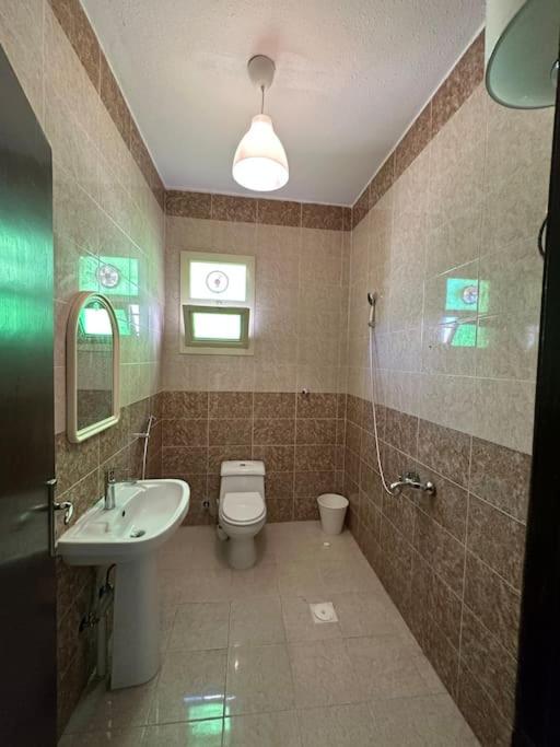 Lovly apt in Qurtubah Classy area full of services near by