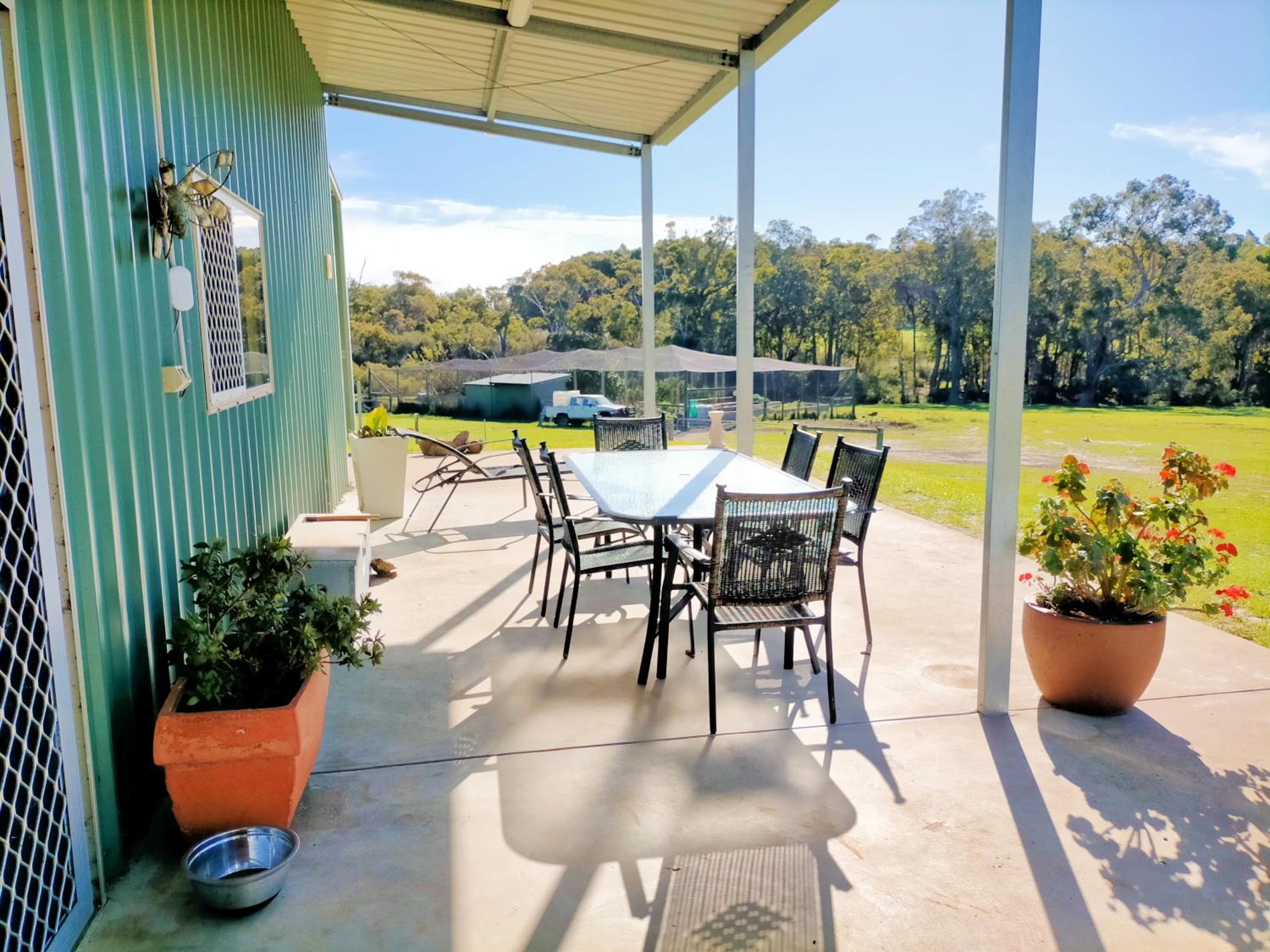 2 bedroom farm stay in Metricup at Qwack's Farm
