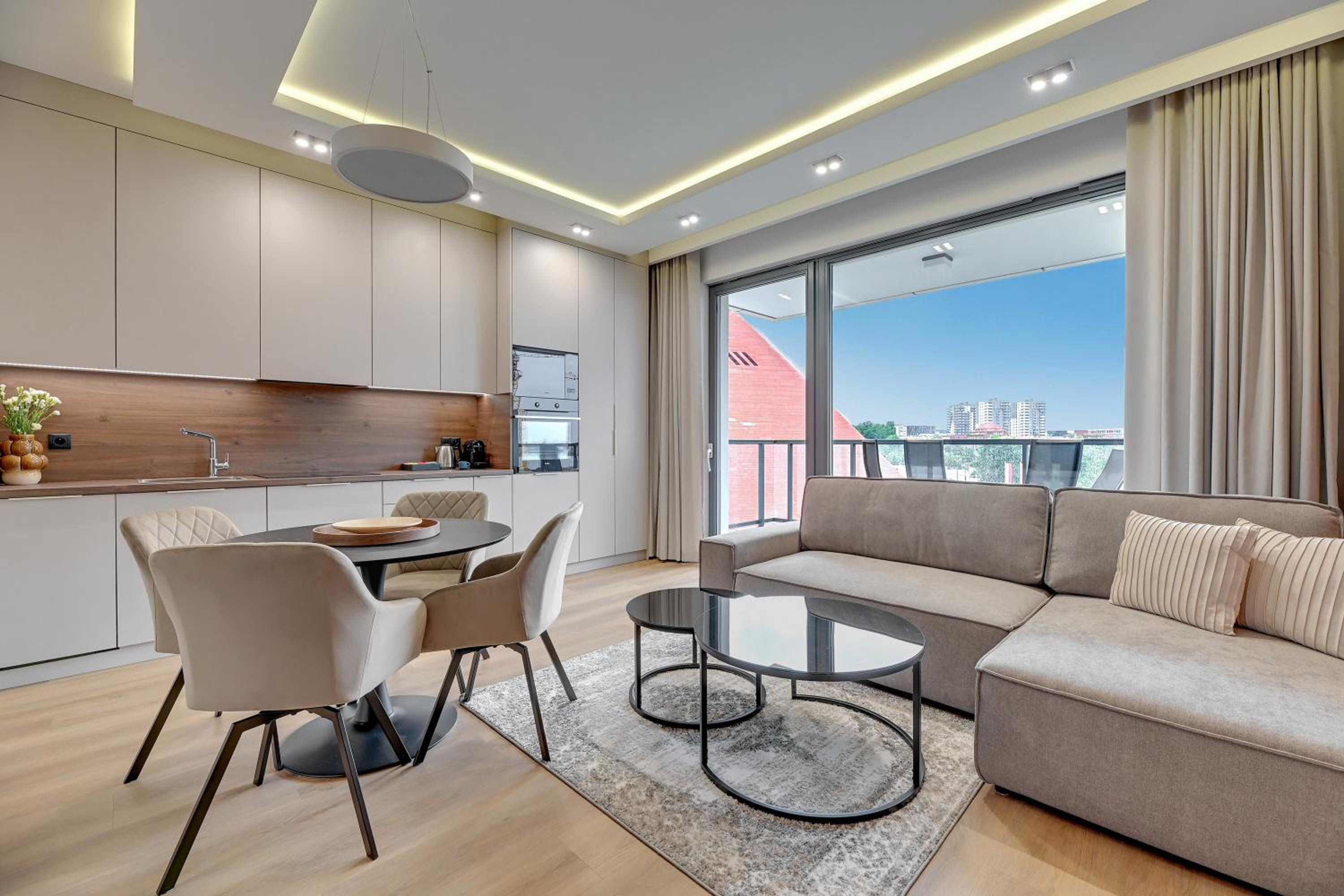 Brabank Riverside Premium Suites & Free Parking by Downtown Apartments